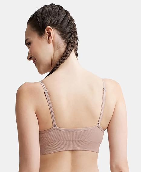 Jockey FE74 Women’s Wirefree Seamfree Nylon Bra – Full Coverage Cross-Back Beginners Fit, Mocha M